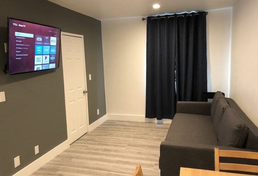 스탠다드 스튜디오, Oasis