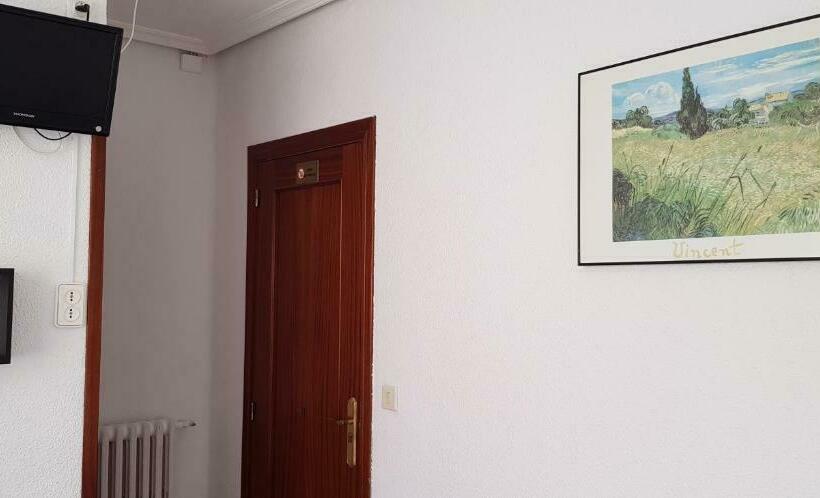 غرفة قياسية, Pension Salamanca