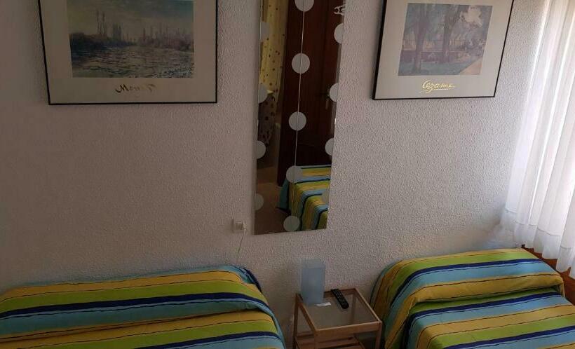 غرفة قياسية, Pension Salamanca