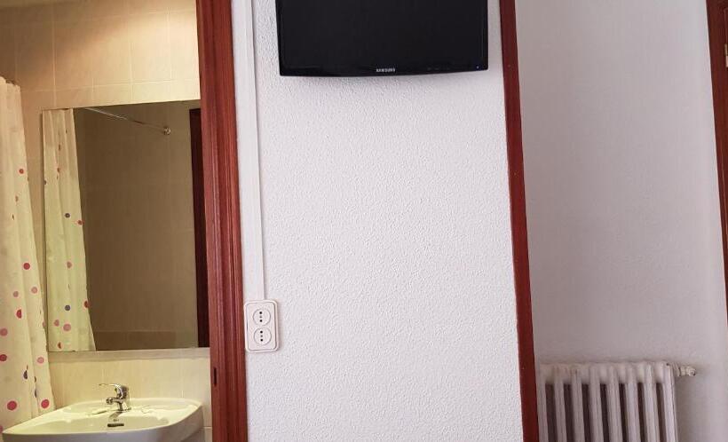 غرفة قياسية, Pension Salamanca