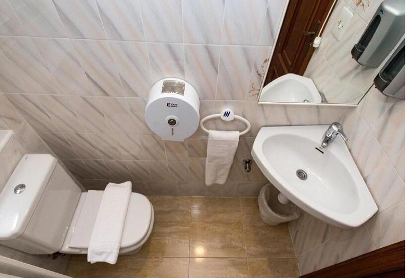 غرفة قياسية حمام مشترك, Pension Salamanca