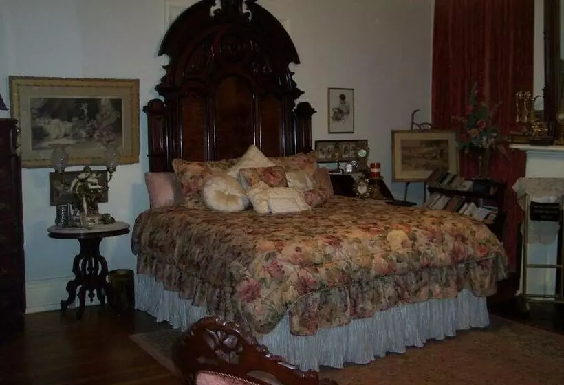 マスタースイートルーム, Shadowlawn Bed And Breakfast