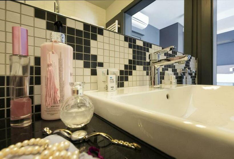 اتاق کلاس بیزنس, So Stay