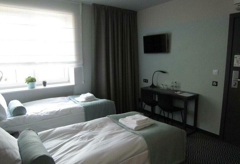 اتاق استاندارد, So Stay