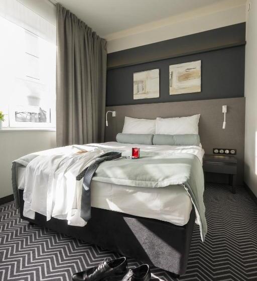 اتاق استاندارد یک نفره, So Stay