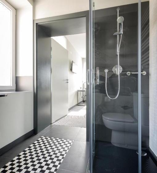 اتاق استاندارد یک نفره, So Stay