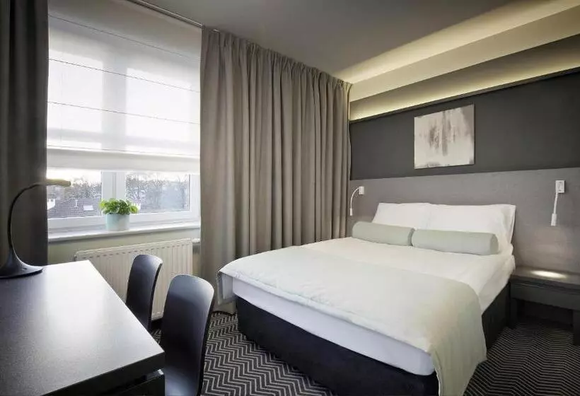 Standard Yhden Hengen Huone, So Stay