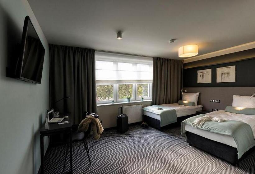 استودیوی استاندارد, So Stay