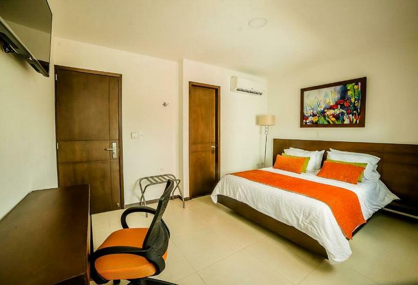 غرفة قياسية, Titanium Plaza