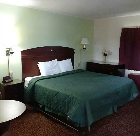חדר סטנדרט עם מיטת קינג, Wye Motor Lodge Duncansville   Altoona
