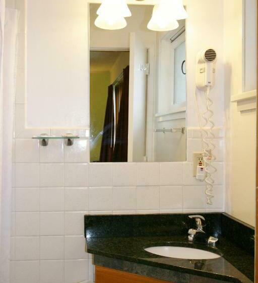 חדר דלוקס, Wye Motor Lodge Duncansville   Altoona