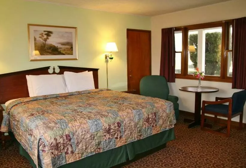キングサイズベッドのスタンダードルーム, Wye Motor Lodge Duncansville   Altoona