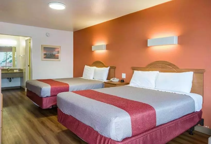 身障者適用スタンダードルーム, Motel 6 Concord, Ca