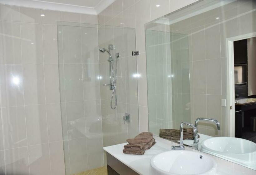 חדר אקזקיוטיב, Western Downs Motor Inn