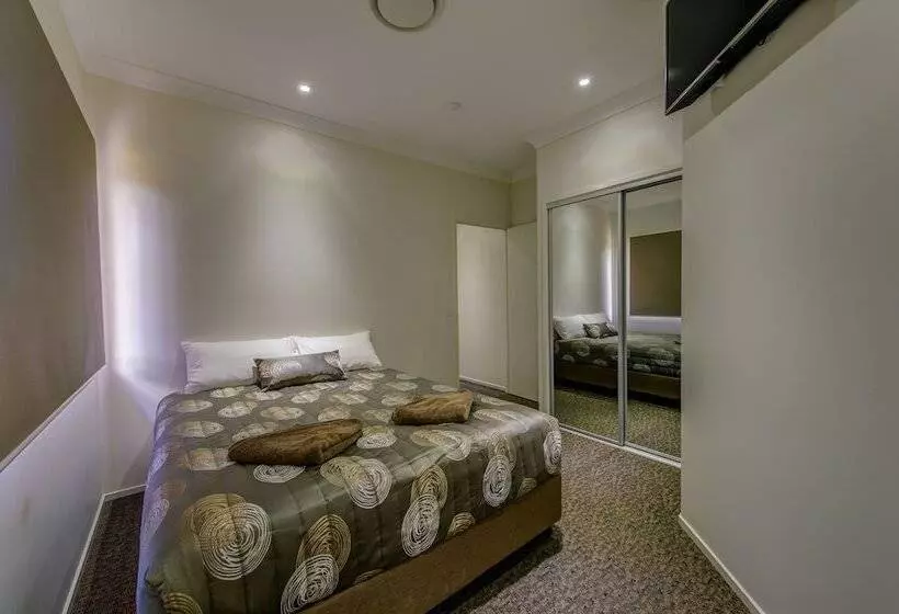ファミリールーム, Western Downs Motor Inn
