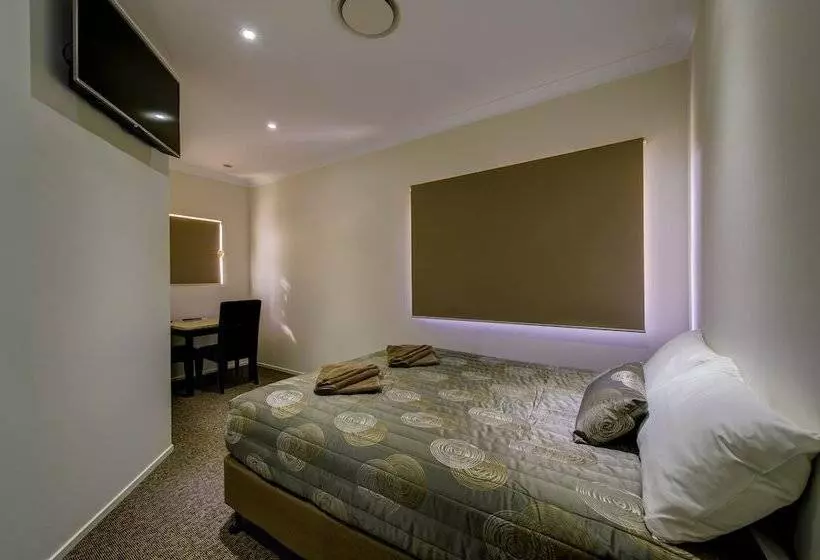 ファミリールーム, Western Downs Motor Inn