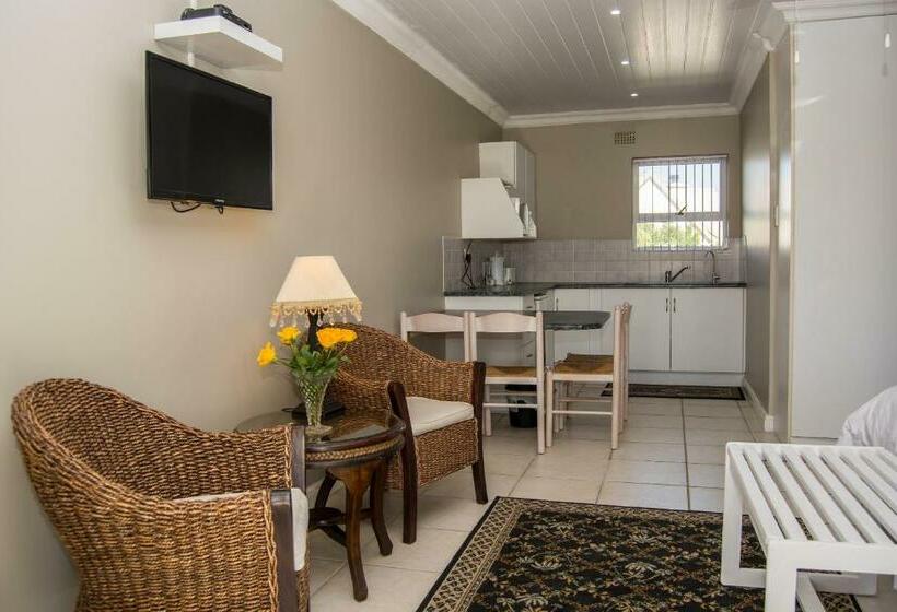 Standard-huone Parveke, Diaz Beach Guest House