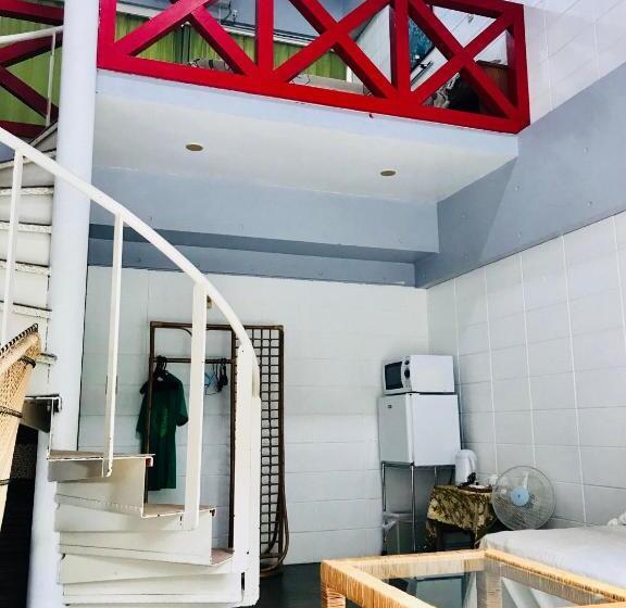 غرفة قياسية مطلة على الجبل, Surfside Bed & Breakfast