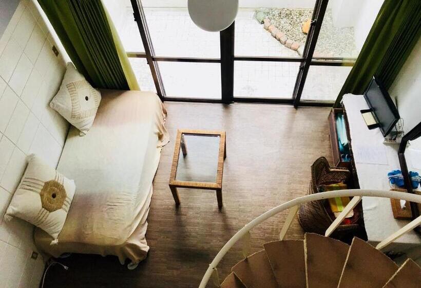 غرفة قياسية مطلة على الجبل, Surfside Bed & Breakfast