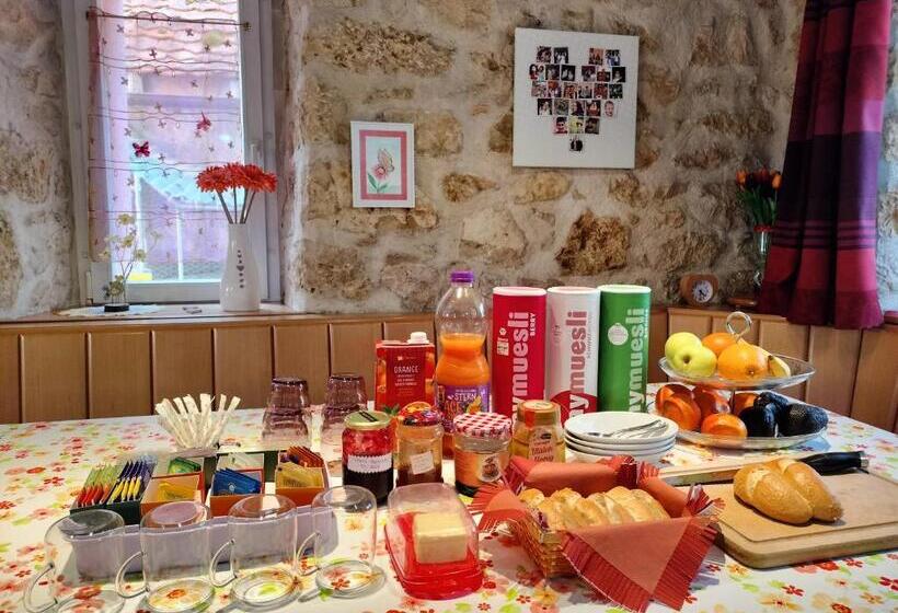 ファミリールーム, Bnb Les Oiseaux, Chez Lidia, 26m2 à 44m2, 2ème étage