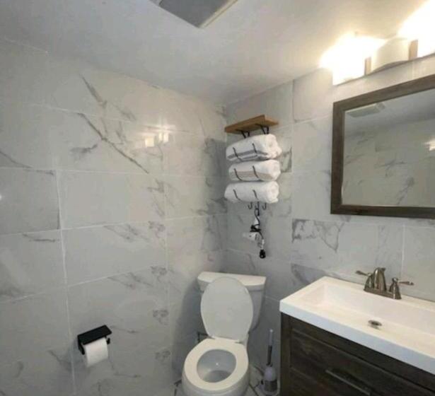 חדר סטודיו סטנדרד, Bassement Whit Jackuzzi And Pool