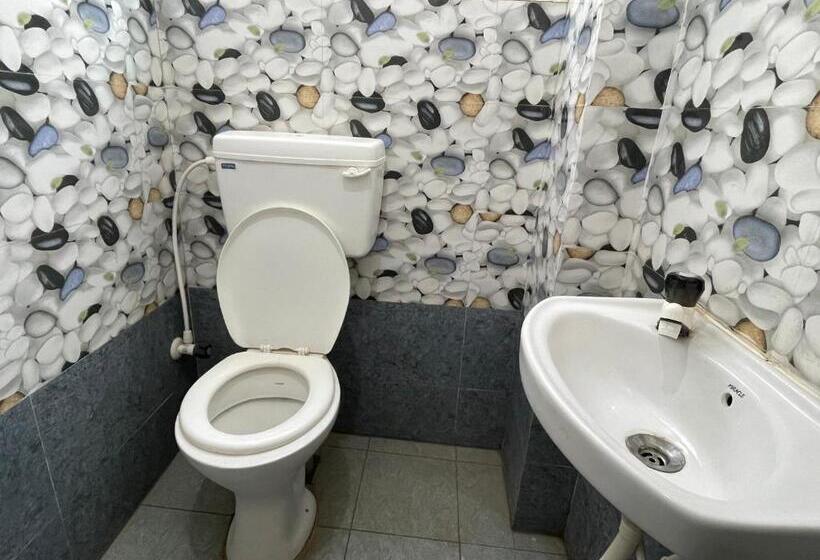 غرفة قياسية, Staymaker Manasu Arcade