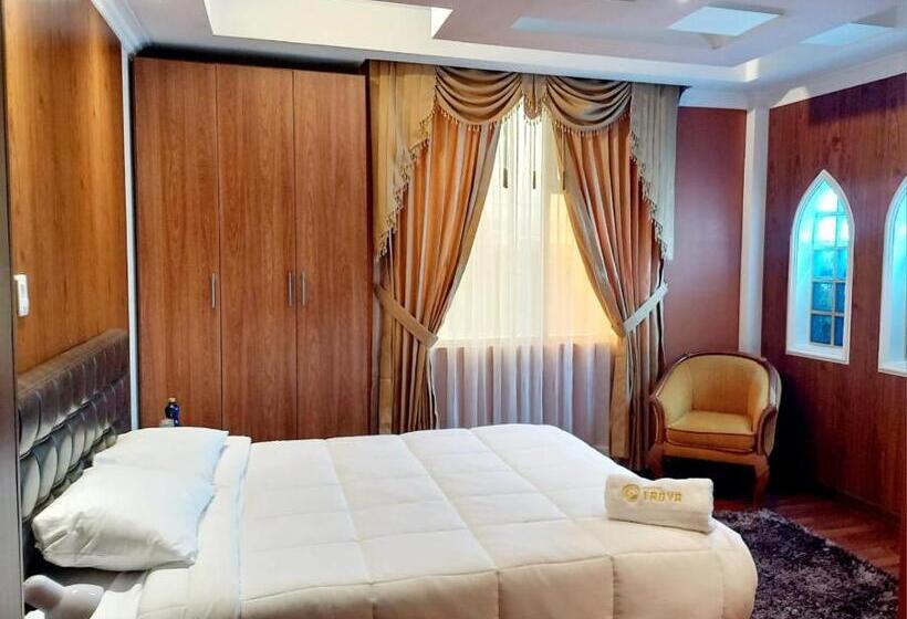 غرفة قياسية فردية, Troya