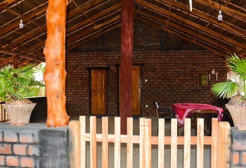 غرفة قياسية مطلّة علي البحيرة, Neembuva Resort