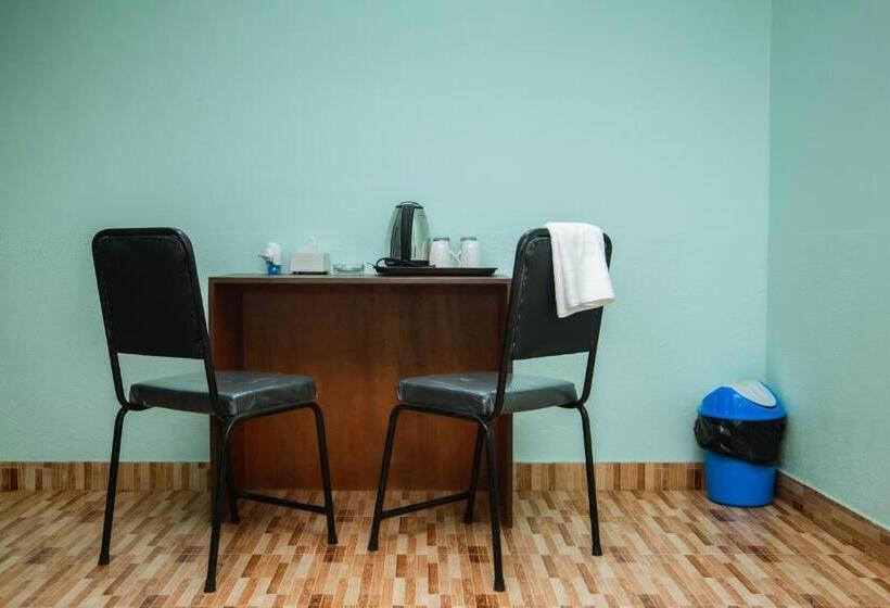 اتاق لوکس با بالکن, Yaksa Hotel Pvt. Ltd