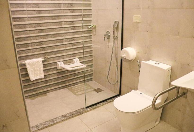 سوییت, Rival Hotel Amman