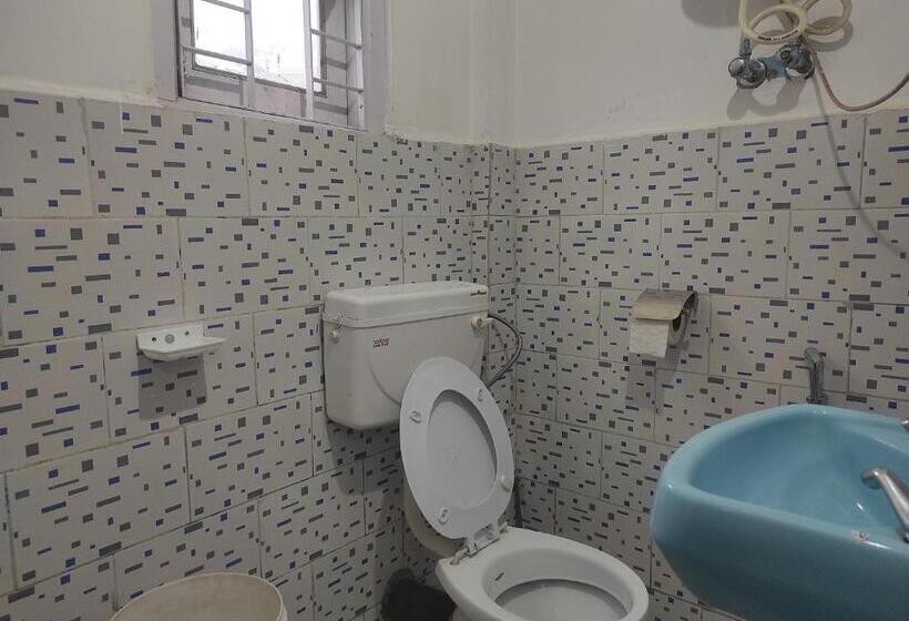 スタンダード４人部屋, Amala