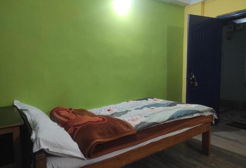 スタンダード４人部屋, Amala