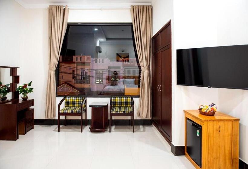 اتاق استاندارد با بالکن, Minh Lâm