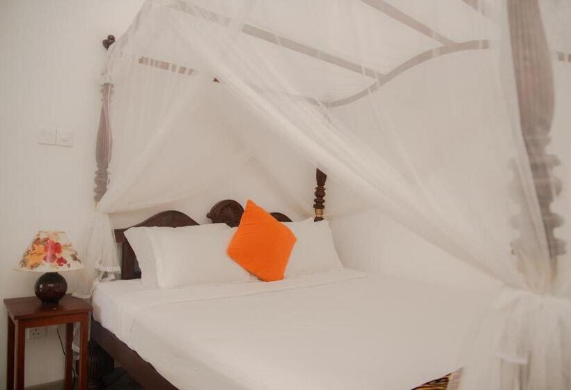 Люкс Вид на Море, Sea Crest Beach Villa