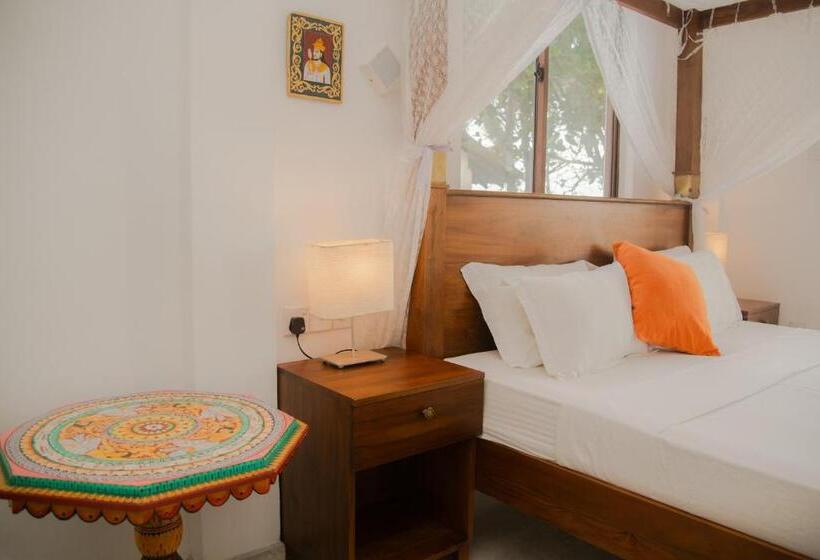 オーシャンビュースイート, Sea Crest Beach Villa