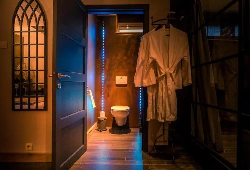 プールビュースタンダードルーム, Suite Wellness