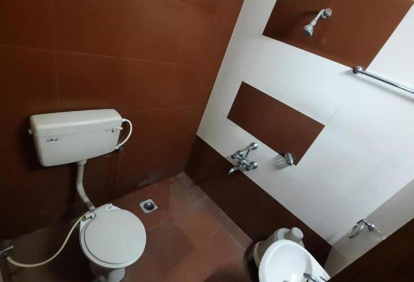 Standardrum, Vishwa Near To Railway Station Kolhapur