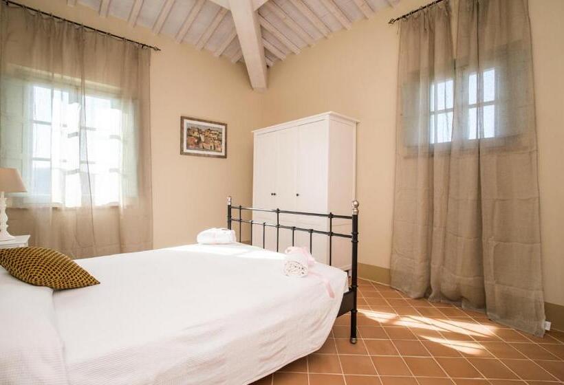 带2个卧室的公寓, Luxury Resort With Swimming Pool In The Tuscan Countryside, Apartments With Private Outdoor Area Wit