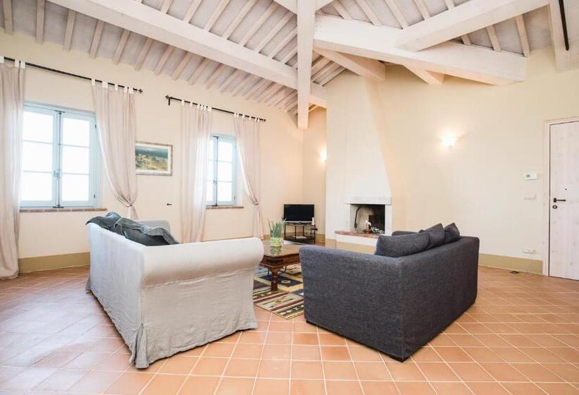 דירת שני חדרים, Luxury Resort With Swimming Pool In The Tuscan Countryside, Apartments With Private Outdoor Area Wit