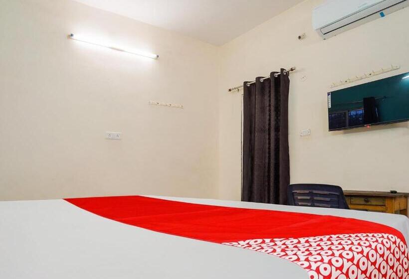 غرفة كلاسيكية ثلاثية, Oyo Flagship Hotel Natural Point