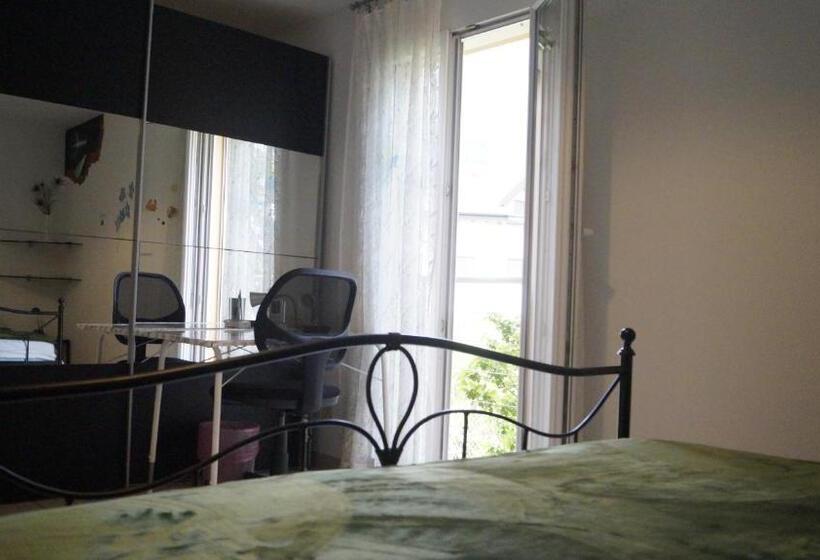 スタンダードルーム, Casa Diana Locarno Cugnasco