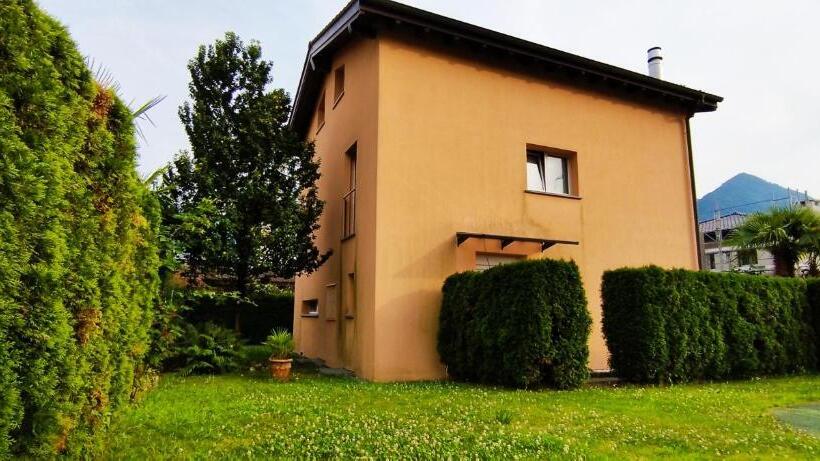 スタンダードシングルルーム, Casa Diana Locarno Cugnasco