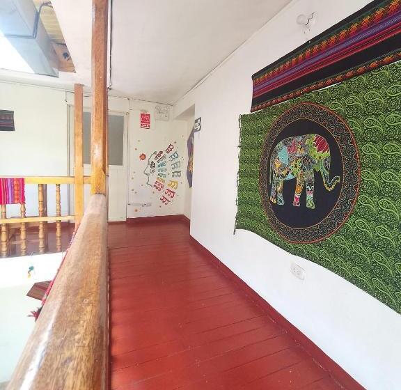 Standardeinzelzimmer, Nissi Wasi