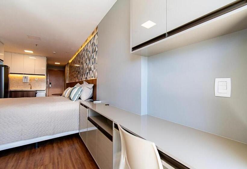 חדר סטנדרט עם מרפסת, Prime Stay   Flats Particulares   Athos Bulcão