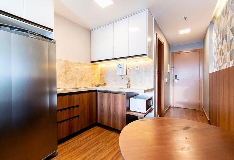 חדר סטנדרט עם מרפסת, Prime Stay   Flats Particulares   Athos Bulcão