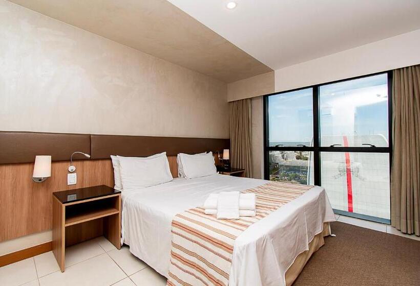 חדר דלוקס לשלושה, Prime Stay   Flats Particulares   Athos Bulcão