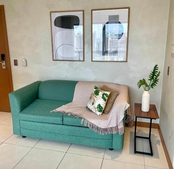 חדר דלוקס לשלושה, Prime Stay   Flats Particulares   Athos Bulcão