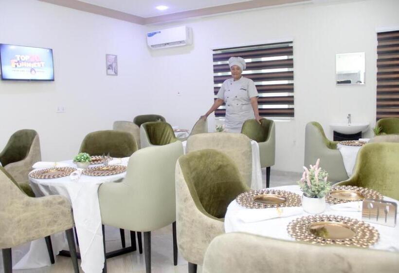 اتاق استاندارد یک نفره, Silverzb Resort