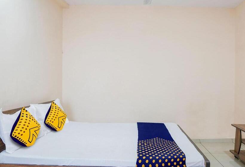 Klassiskt Trippelrum, Spot On Hotel Moon