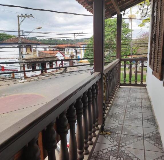 اتاق استاندارد با بالکن, Pousada Estrada De Ferro